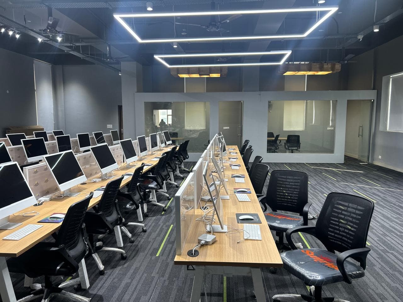 Apple Lab Design — image 2