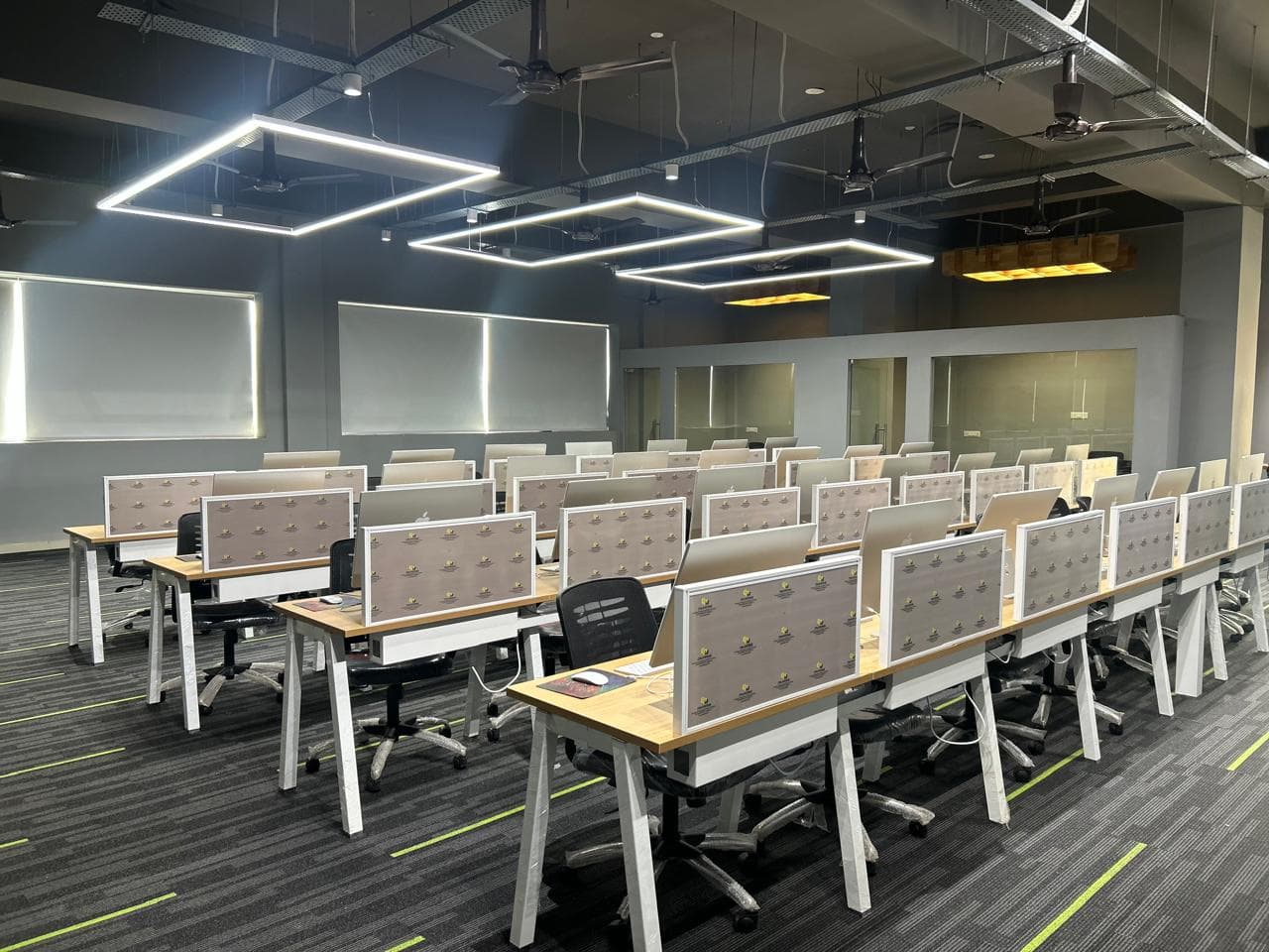 Apple Lab Design — image 3